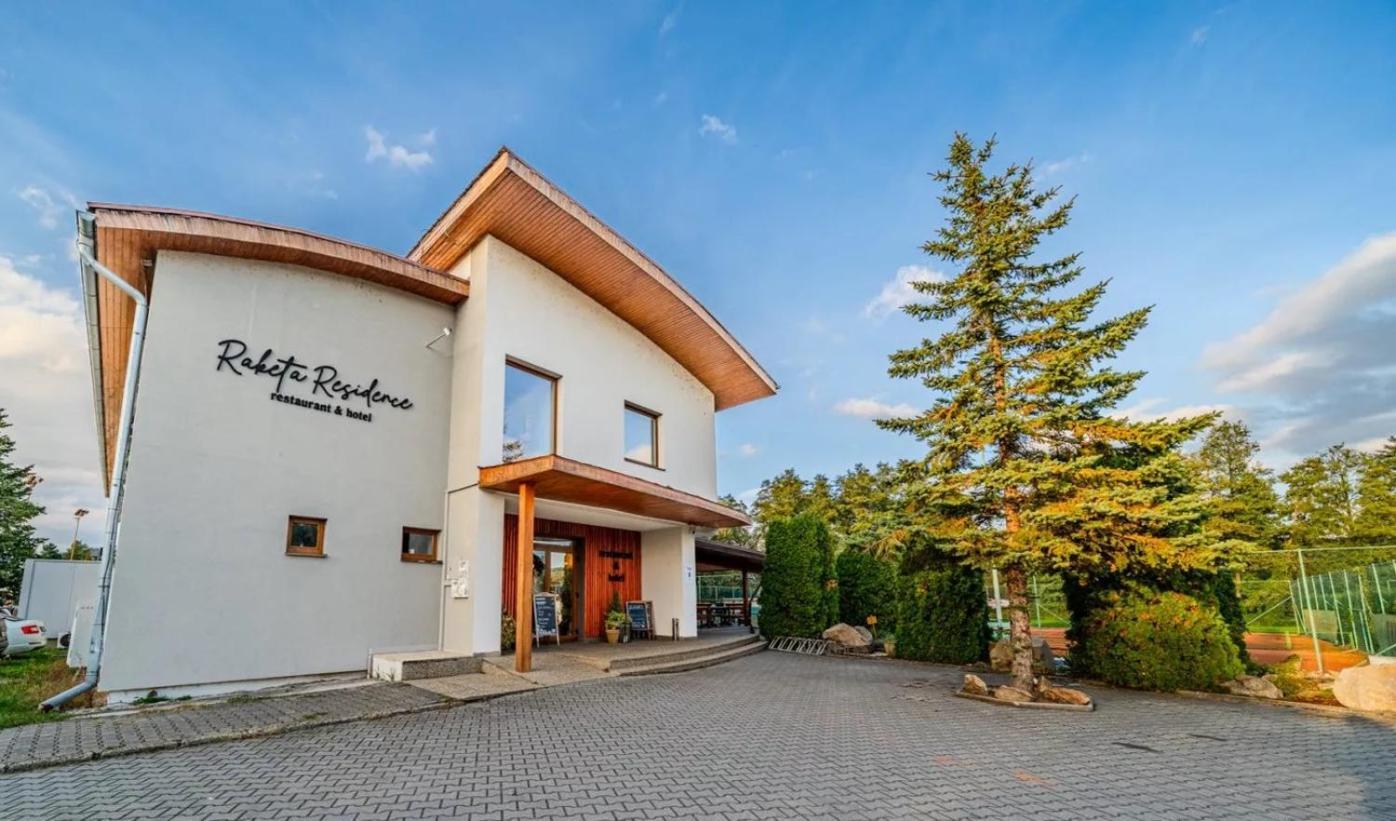 Raketa Residence, Restaurant & Hotel Prievidza Exterior foto